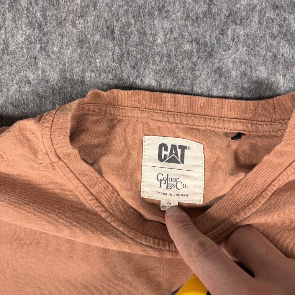 CAT Caterpillar Color Plus Co T-Shirt Men's Small Tan Orange‎ Short Sleeve - Picture 7 of 8